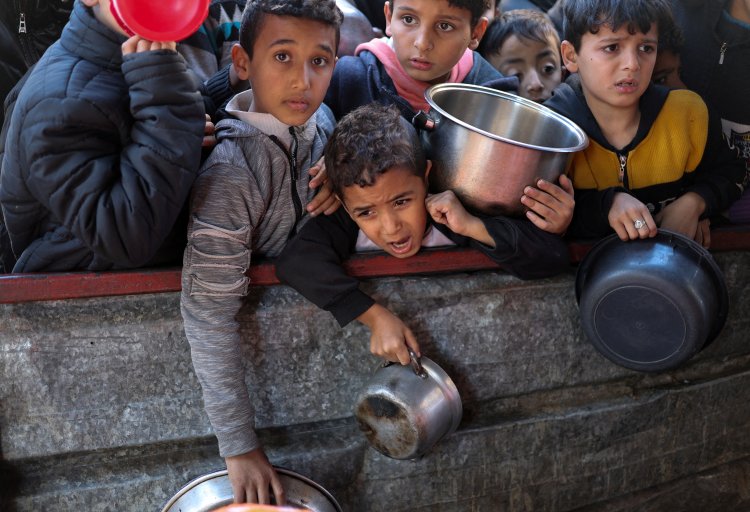 In Gaza City, death and famine take hold amid Israel’s war